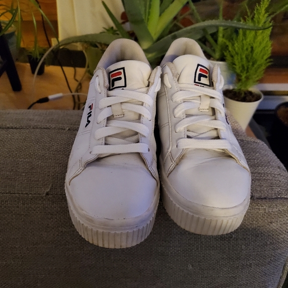 FILA shoes - Picture 2 of 6